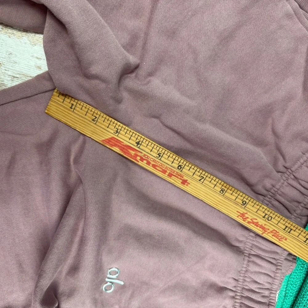 Alo Yoga Accolade Sweatpants Mauve Purple Fleece Joggers Medium Logo